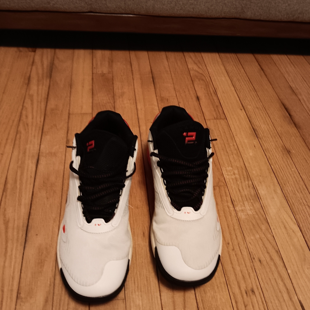 New Balance Men's White Black Red Athletic Sneakers - Picture 8 of 8